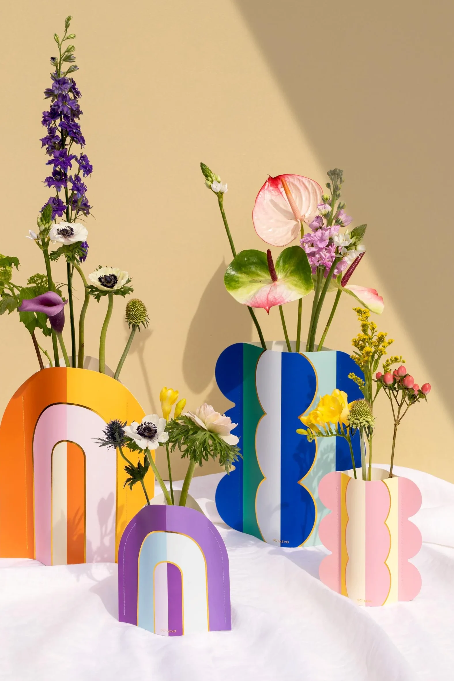 Octaevo Papervases Riviera